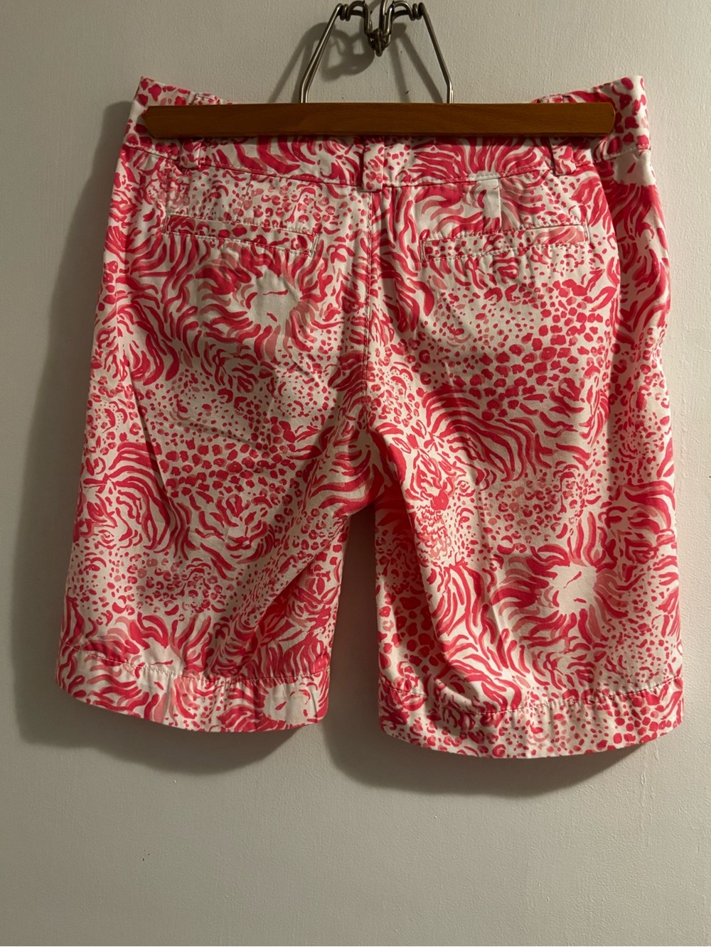 Lilly Pulitzer The Chipper Short ZEBRA pattern Womans Size 00 - Picture 7 of 7